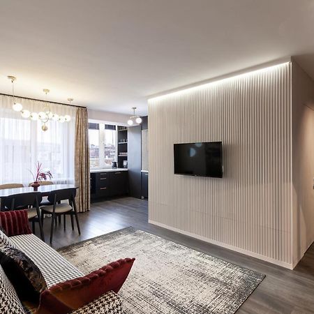 Leogrand Apartments On Svobody Avenue Liov Exterior foto