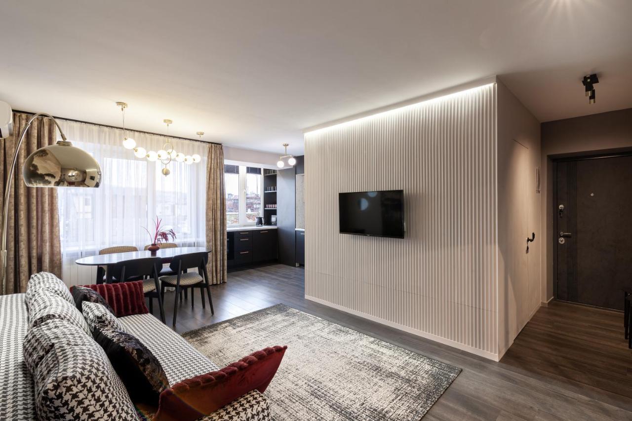 Leogrand Apartments On Svobody Avenue Liov Exterior foto